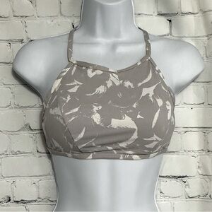 Lululemon sports bra size small